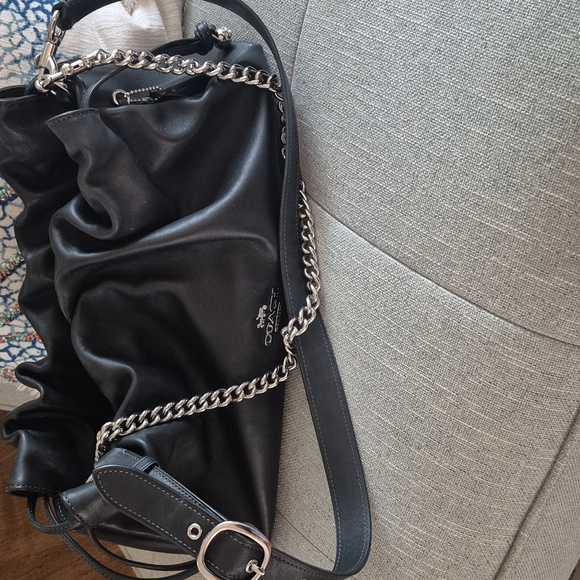 Coach Black Leather Shoulder Bag ..LIKE NEW - Picture 8 of 8